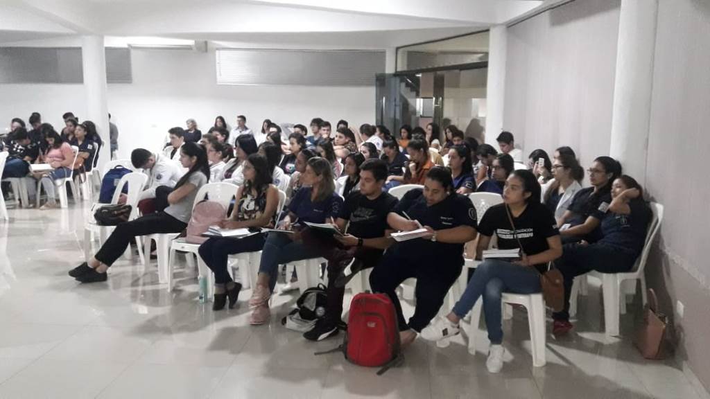 Charla de Bioseguridad para los estudiantes para los del 3er y 4to Curso de la carrera de Nutricion, Enfermeria y Fisioterapia